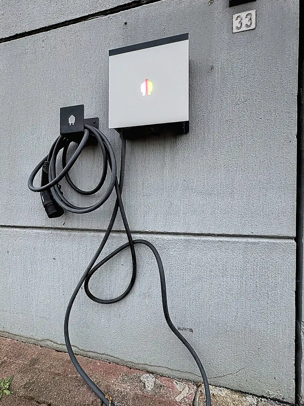 BEDRIJFSGEBOUW te koop in Zedelgem, bestaande uit MAGAZIJN (265m²) en WONING (3/4 slpkms, garage en tuin). Inclusief ZONNEPANELEN en BATTERIJ! foto 13