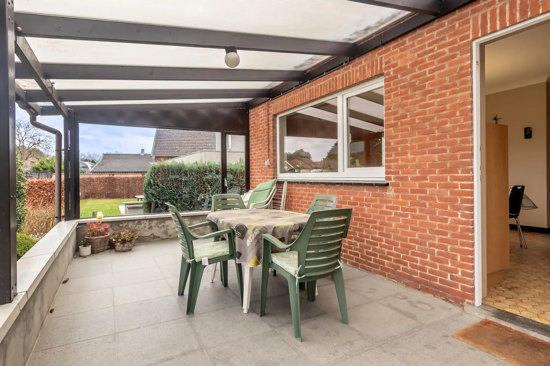 Ruime bel-etage woning met 3 slaapkamers en garage op 1161m² foto 25