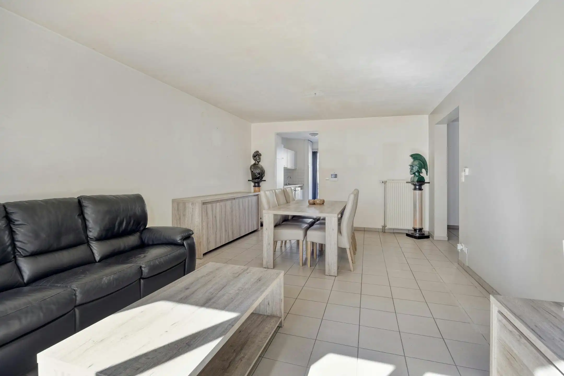 Op te frissen 2-slaapkamer appartement op toplocatie in Hasselt foto 2