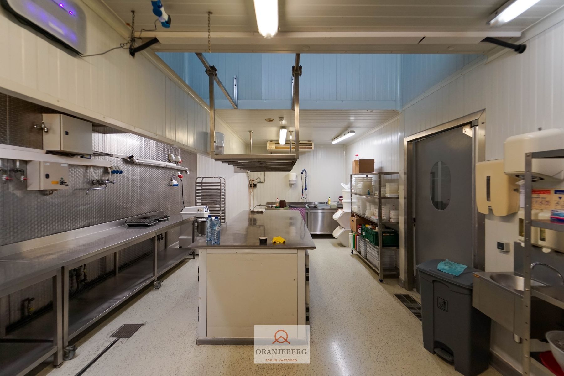 Atelier met garage te huur in hartje Gentbrugge foto 2