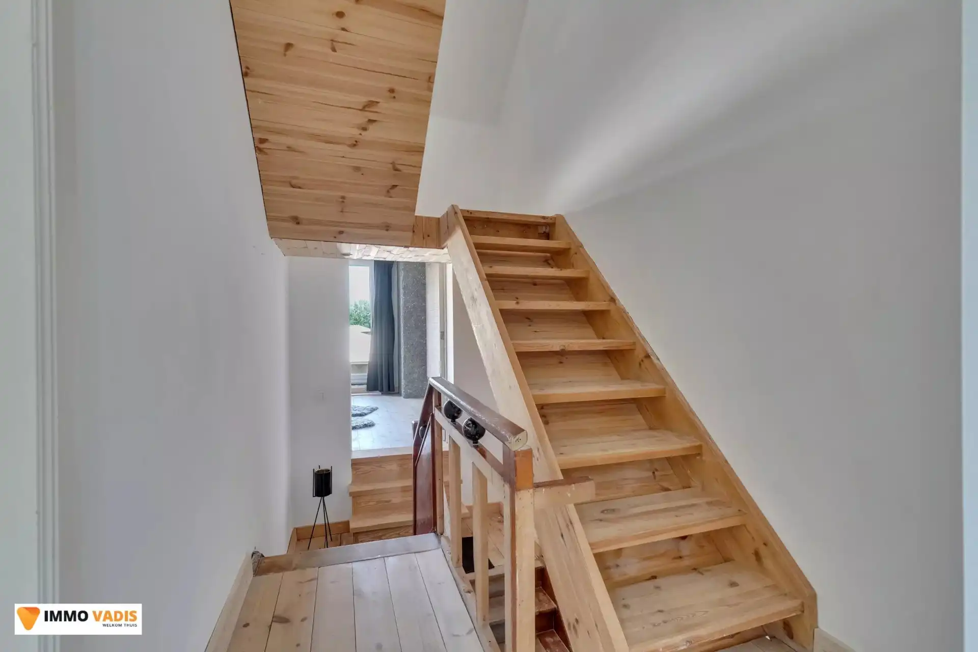 Instapklare, ruime woning met vier slaapkamers foto 18