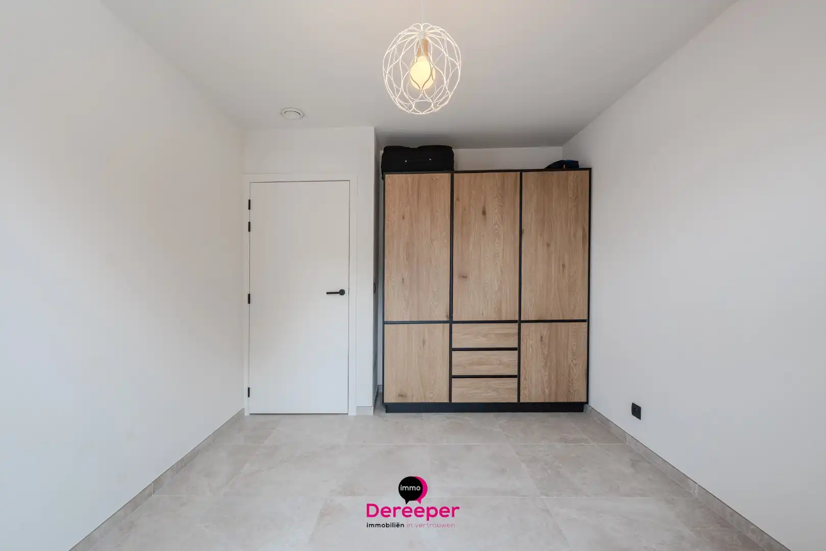 Prachtig gelijkvloers appartement met zonnig terras, tuin en parkeerplaats(en) foto 11