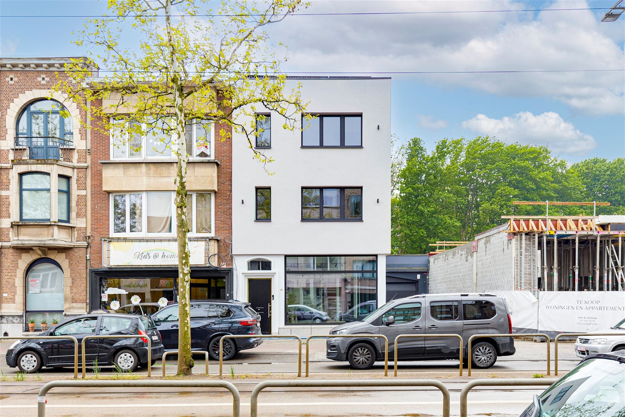 Super-de-luxe gerenoveerd appartement te Mortsel - 2 slk + zuidterras foto 3
