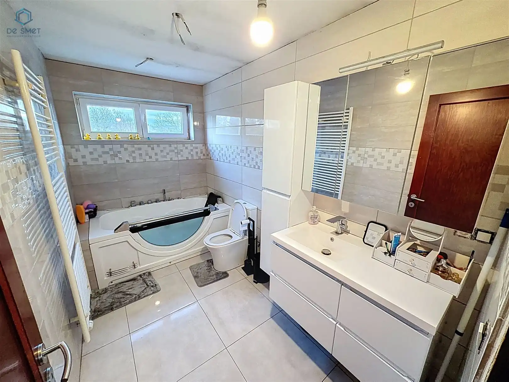 Ruime woning met 3 slaapkamers, garage en terras nabij centrum Geraardsbergen foto 15