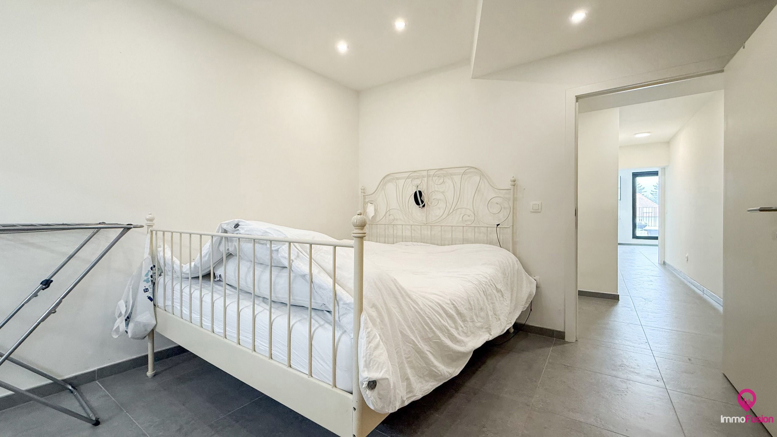 Ruim appartement met 2 slpks en dakterras in centrum Zolder! foto 6