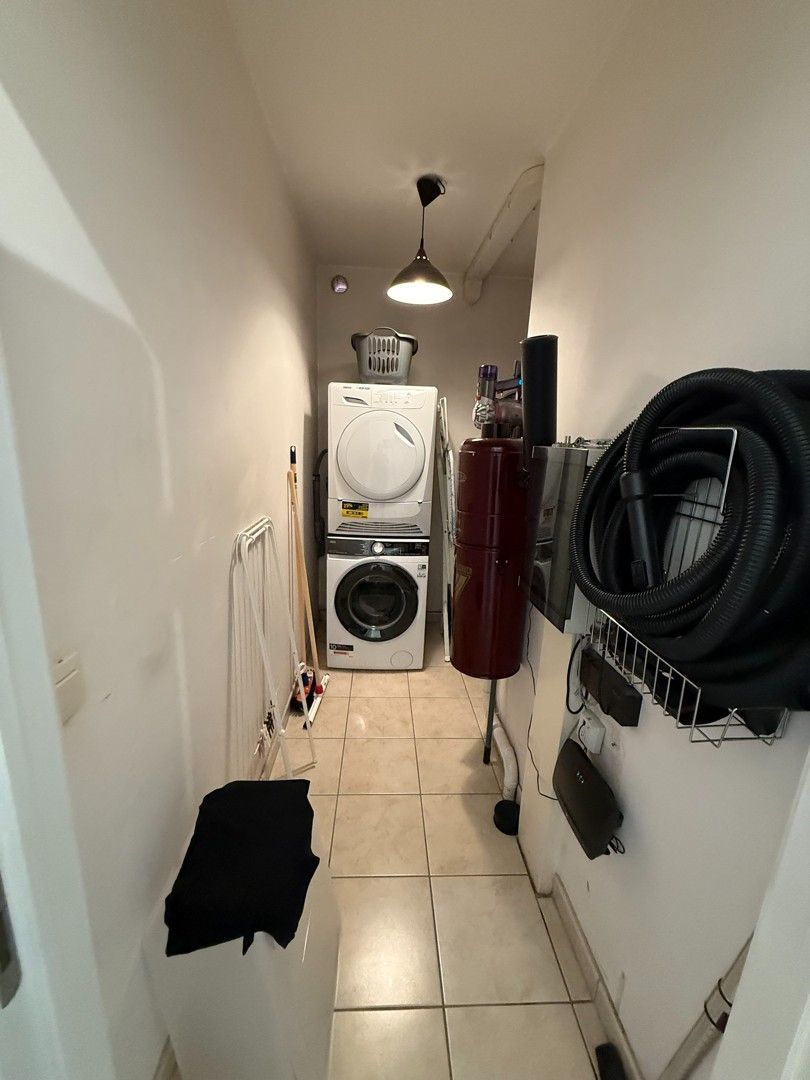 Gelijkvloers appartement met 2 slaapkamers en terras met groen uitzicht te Diepenbeek. foto 14