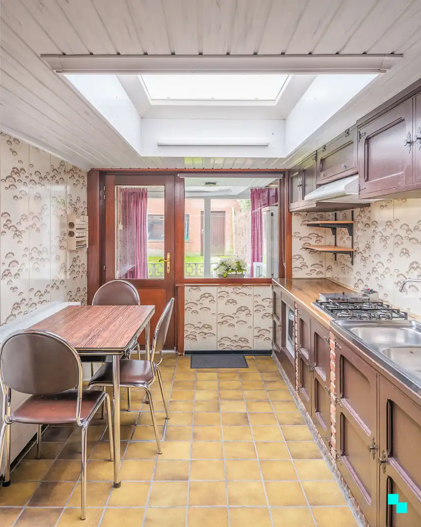 Te renoveren woning met gezellige tuin foto 4