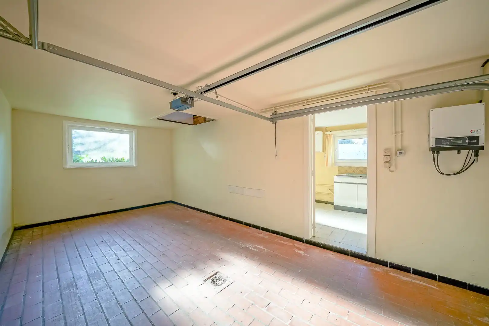  Statige villa uit de jaren ‘65 met zuidgerichte tuin in hartje Oudenburg. foto 11