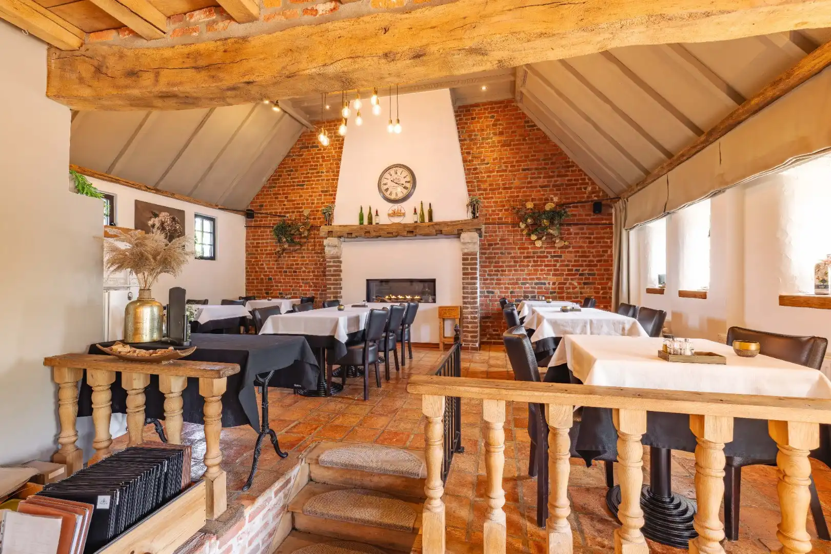 Charmant horecapand "De Couter" met feestzaal foto 11