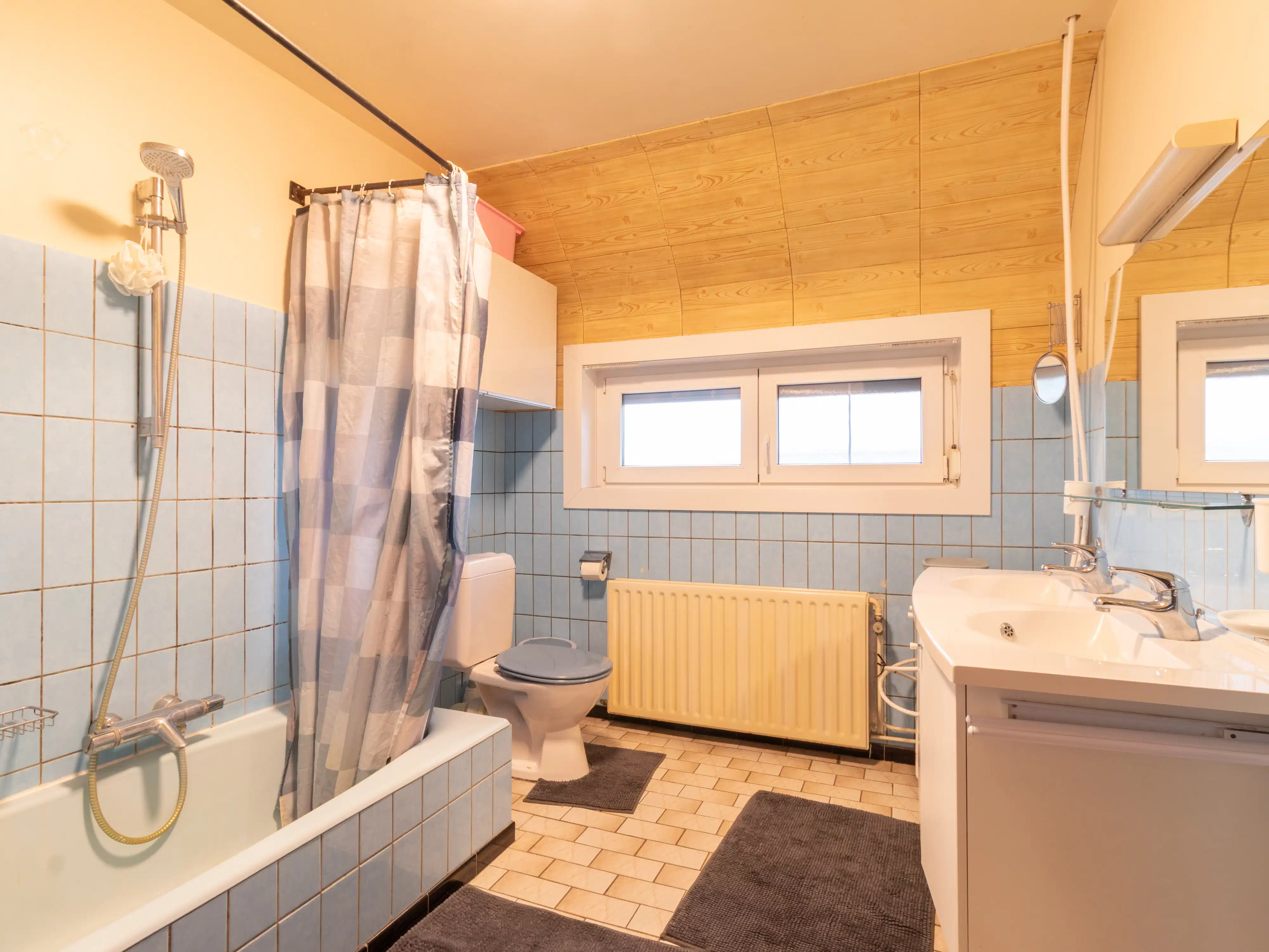 Bel-etage woning met zes slaapkamers en tuin foto 6