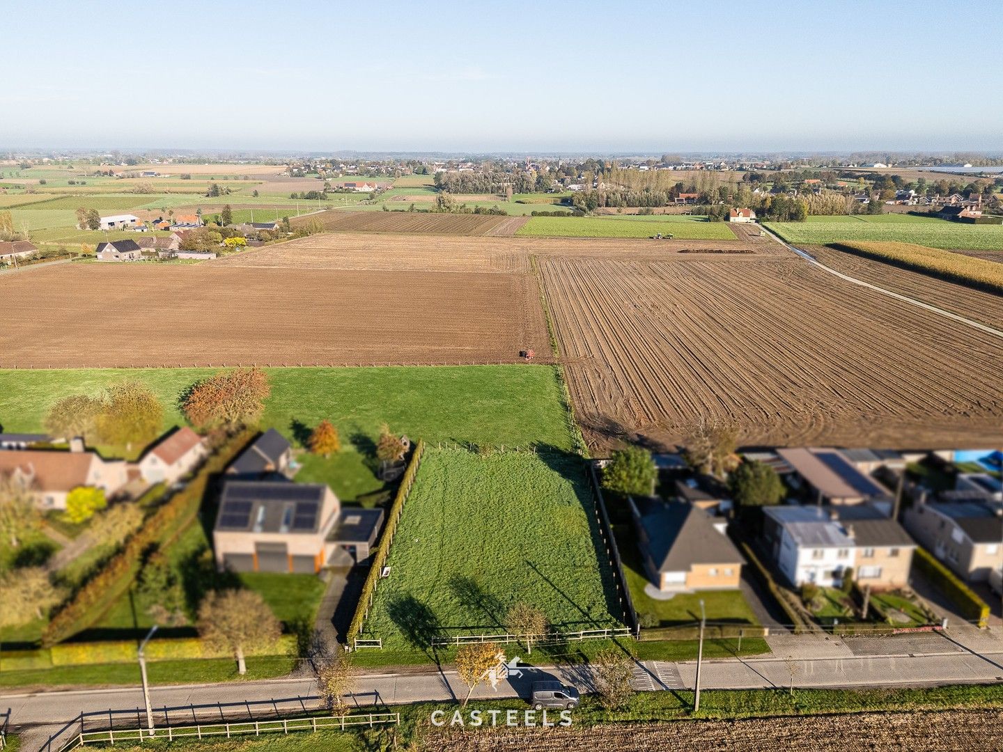 Bouwgrond te koop in Deinze – Groene ligging met alle voorzieningen nabij foto {{pictureIndex}}