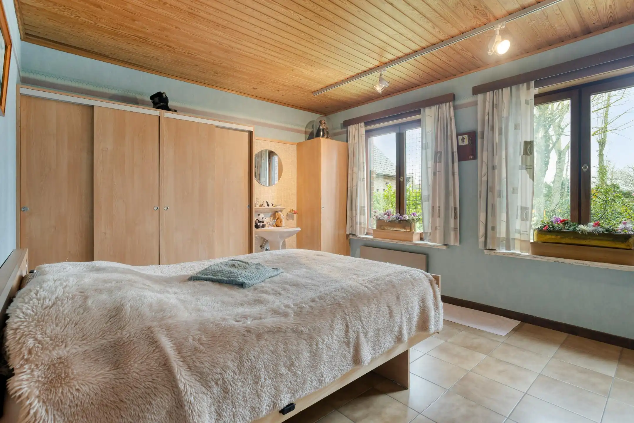 Vrijstaand huis met 4 slaapkamers te Assebroek  foto 8