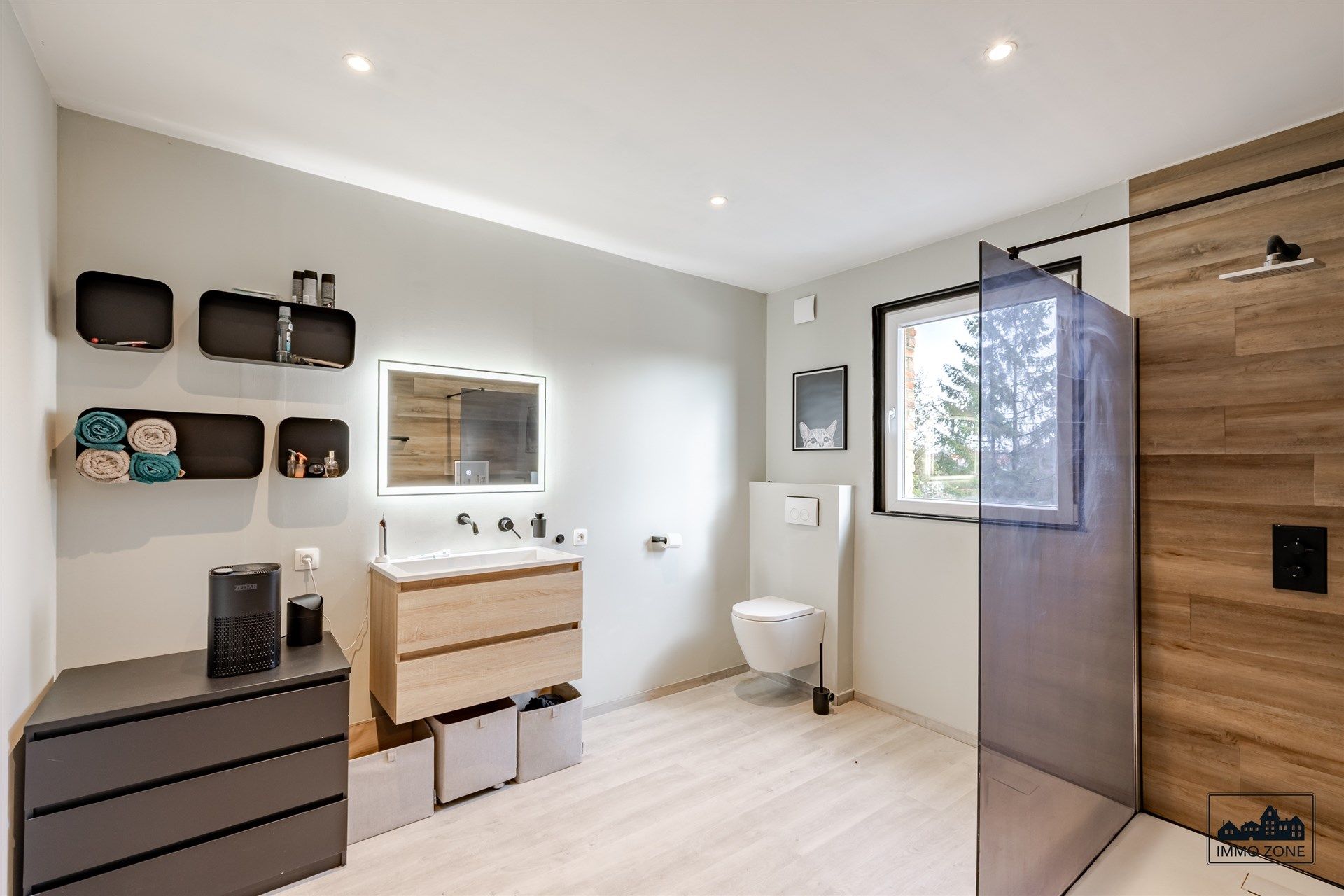 Instapklare, aangename rijwoning op centrale locatie! foto 10