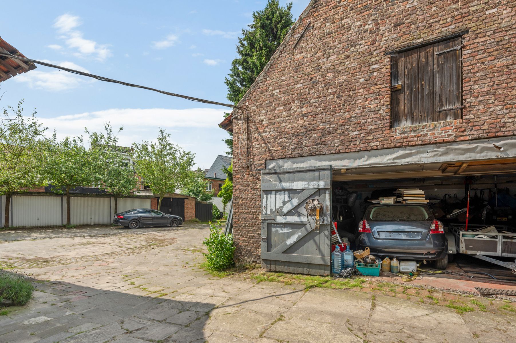Uniek hoeve omgeven door privacy en rust foto 24
