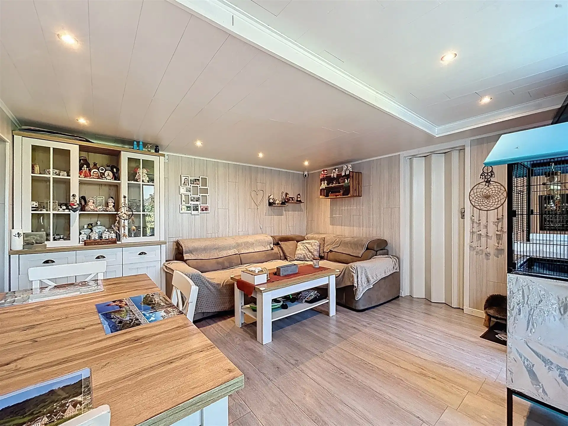 Half open bebouwing met 3 slaapkamers  op perceel van 316m² foto 2