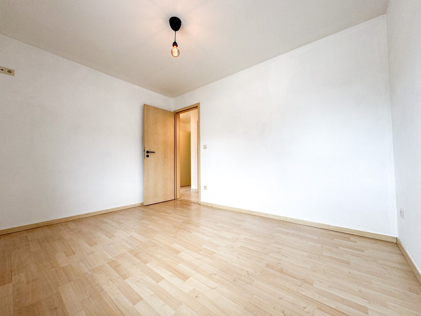 Instapklaar 2 slp appartement vlakbij centrum en park! foto 9