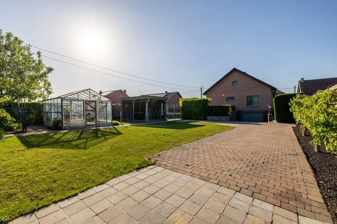 Gerenoveerde woning 3slk op rustige ligging foto 50