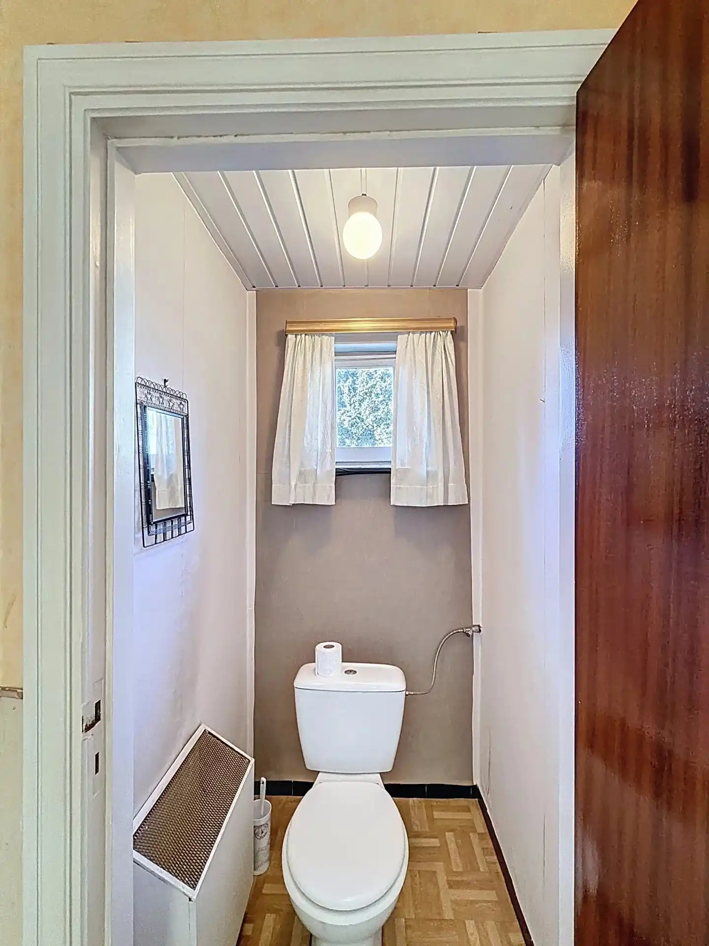 Te renoveren woning op een ruim perceel van 1350 m². foto 14