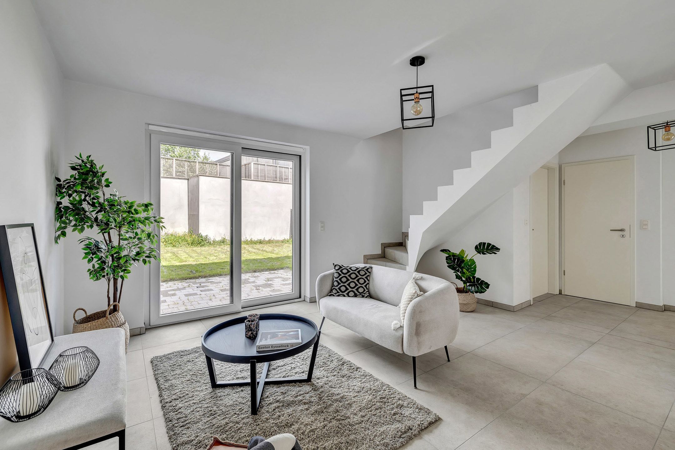 Nieuwbouwwoning met 4 slaapkamers en uitstekende verbinding foto 6