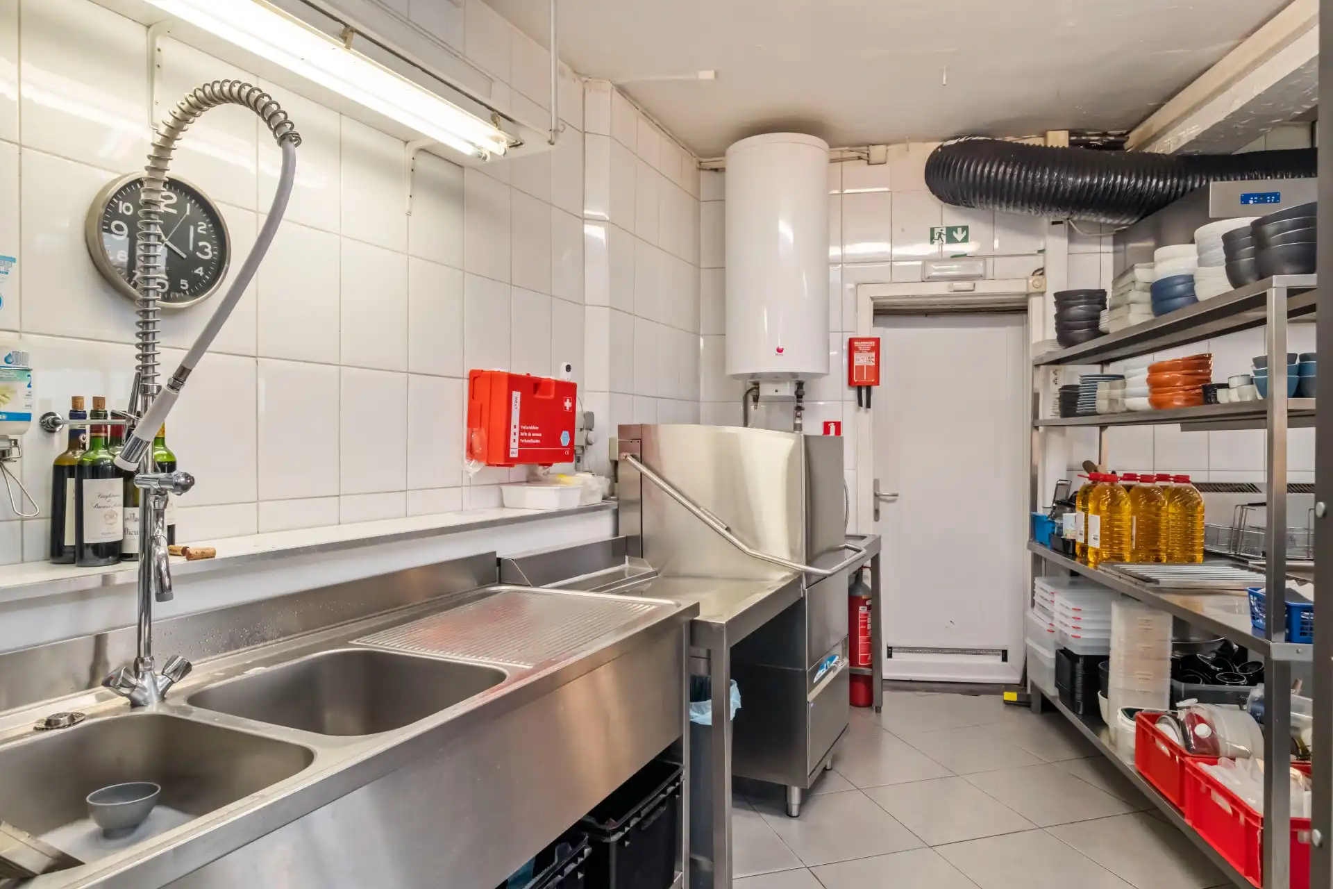 Goedgelegen horecapand op 1890m² foto 17