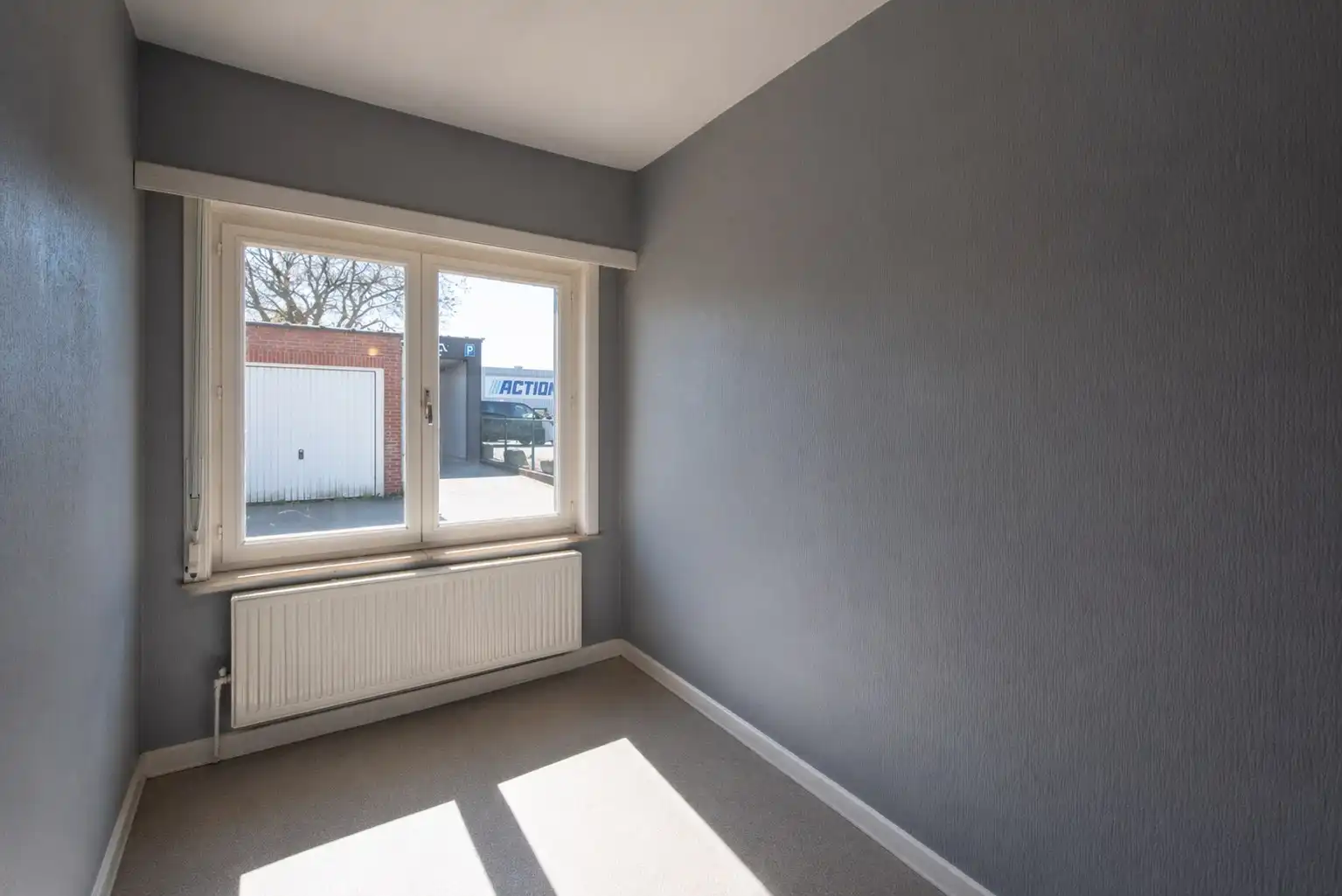 Commercieel Gelijkvloers met Sterke Visibiliteit te Kontich  foto 8