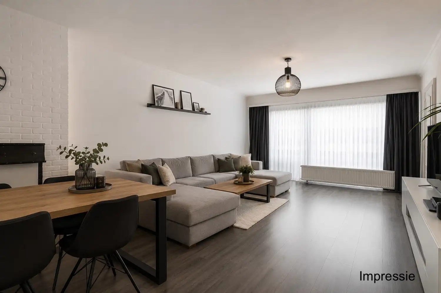 Instapklaar appartement op de 1ste verdieping met 2 slaapkamers en berging te Mortsel! foto 2