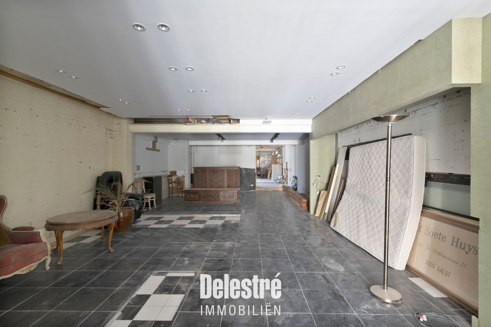 ** IN OPTIE ** LOFTVIBES 750 M2 LEO DE BETHUNELAAN.  foto 21
