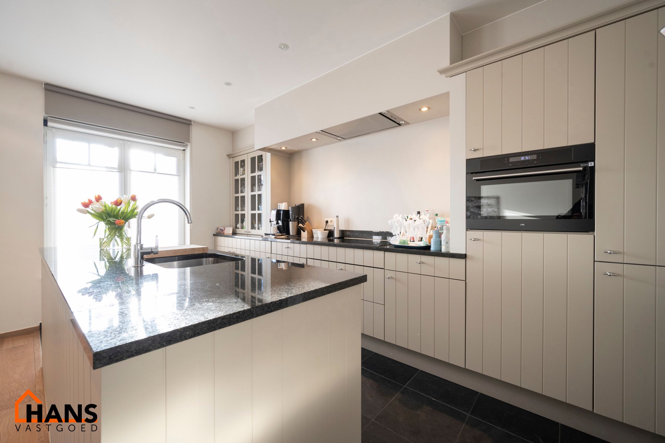 Ruim gelijkvloersappartement nabij het centrum van Brasschaat. foto 7