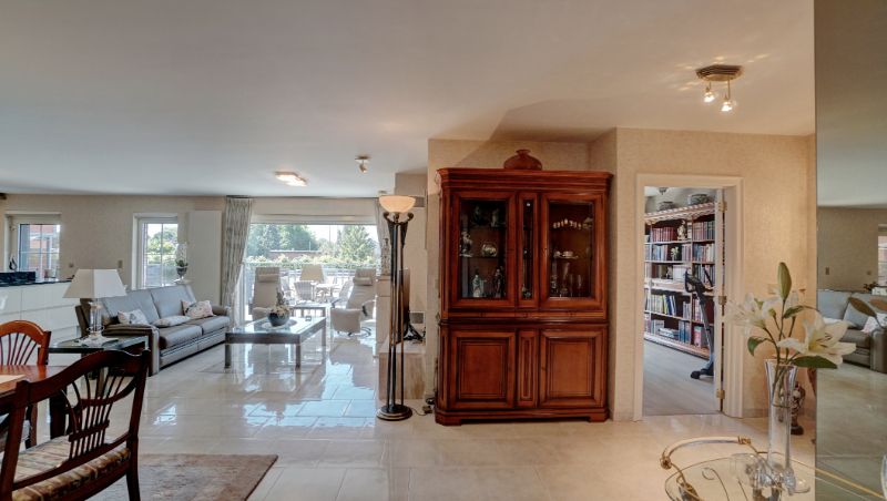 Exclusief ruim luxe-appartement van 190m² met zuiderterras van 50m² foto 16