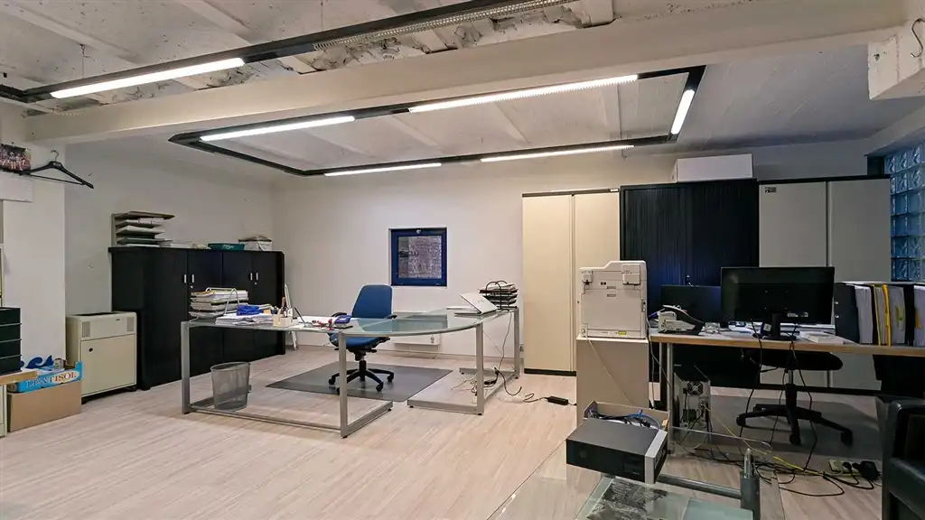 Loftkantoren te huur in gerenoveerd pakhuis foto 12