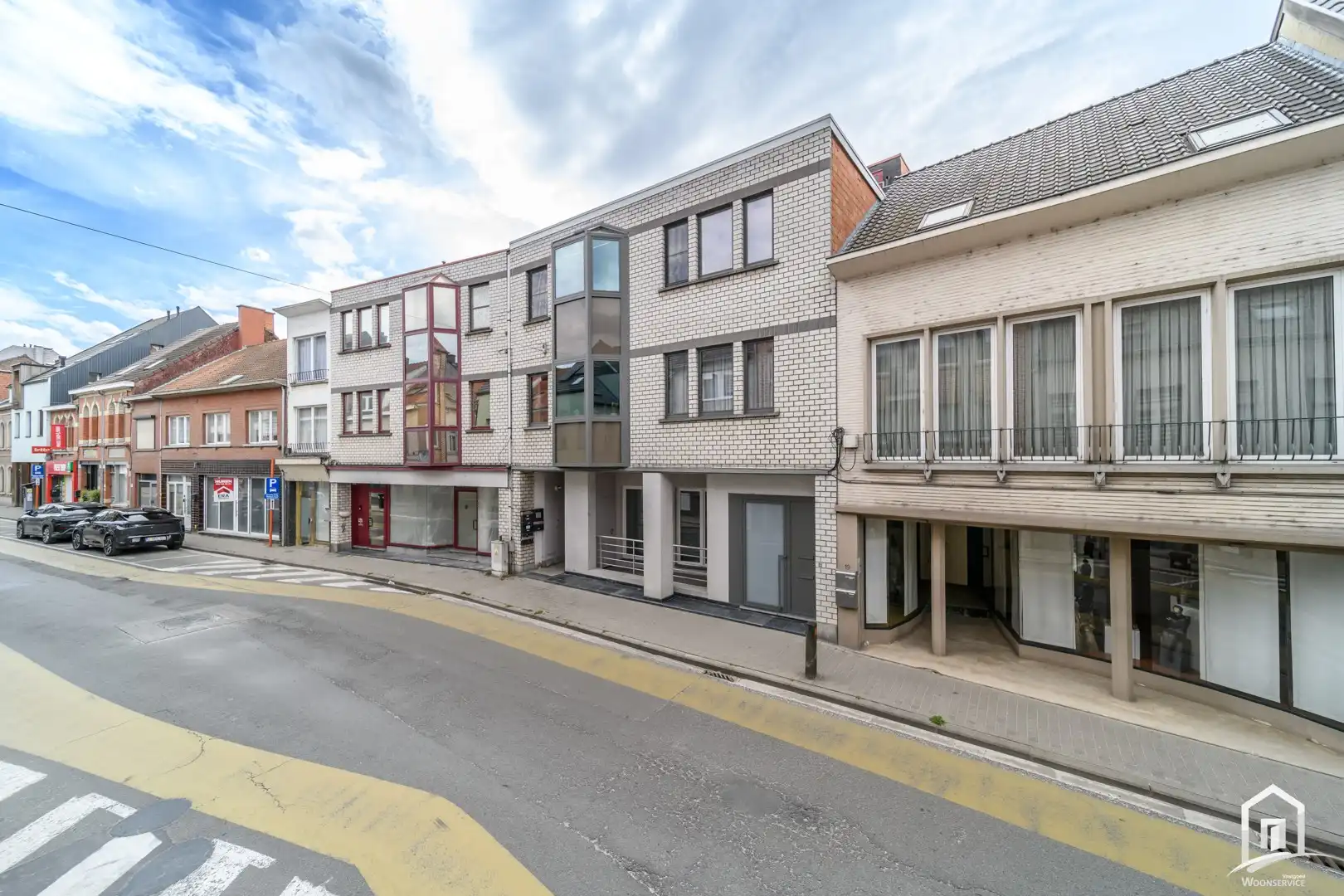 Instapklaar gelijkvloersappartement met zonnig terras en autostaanplaats foto 17