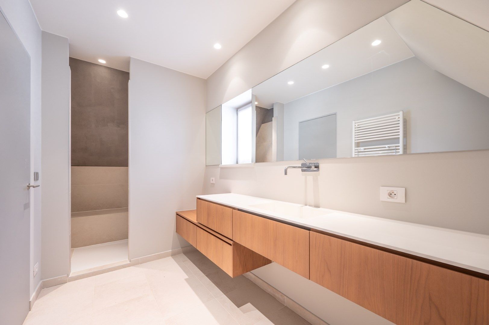 Exclusieve alleenstaande villa met panoramisch zicht over de Polders foto 17