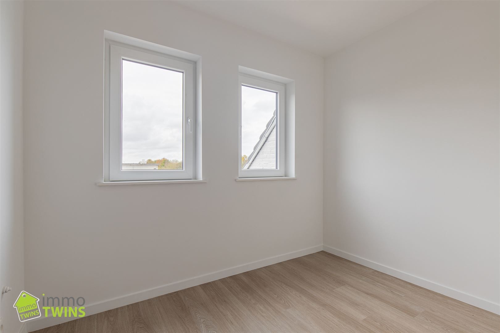 Ruime gerenoveerde bel-etagewoning te Oudegem foto 23