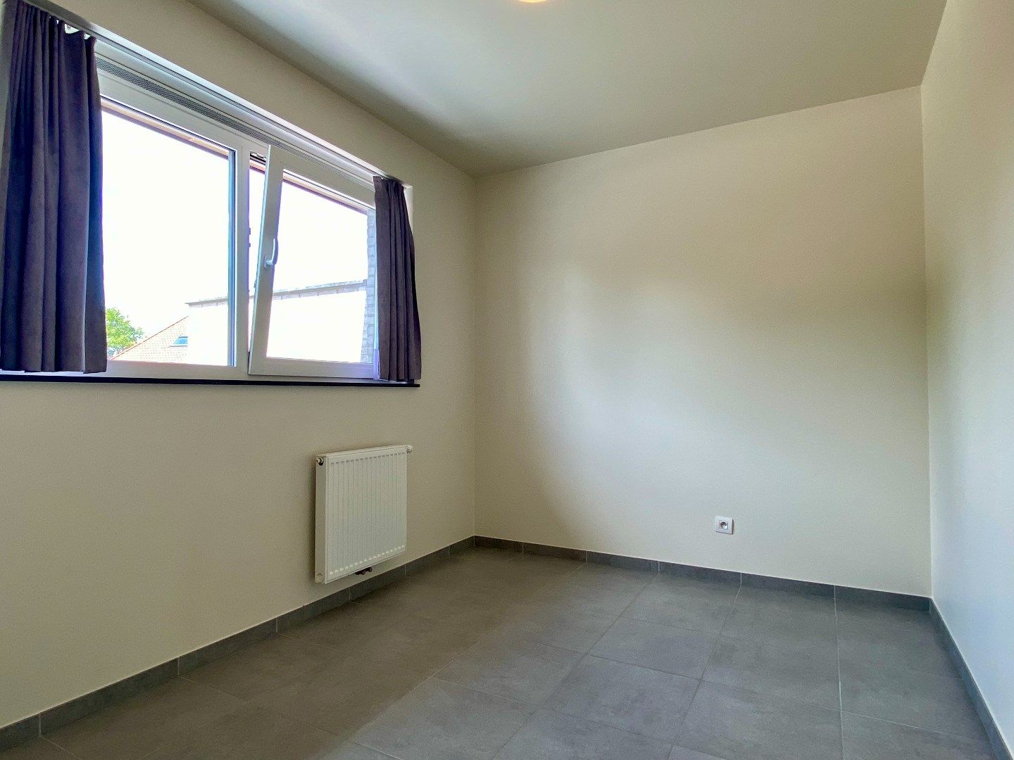 Instapklaar appartement met garage en ruim terras foto 9