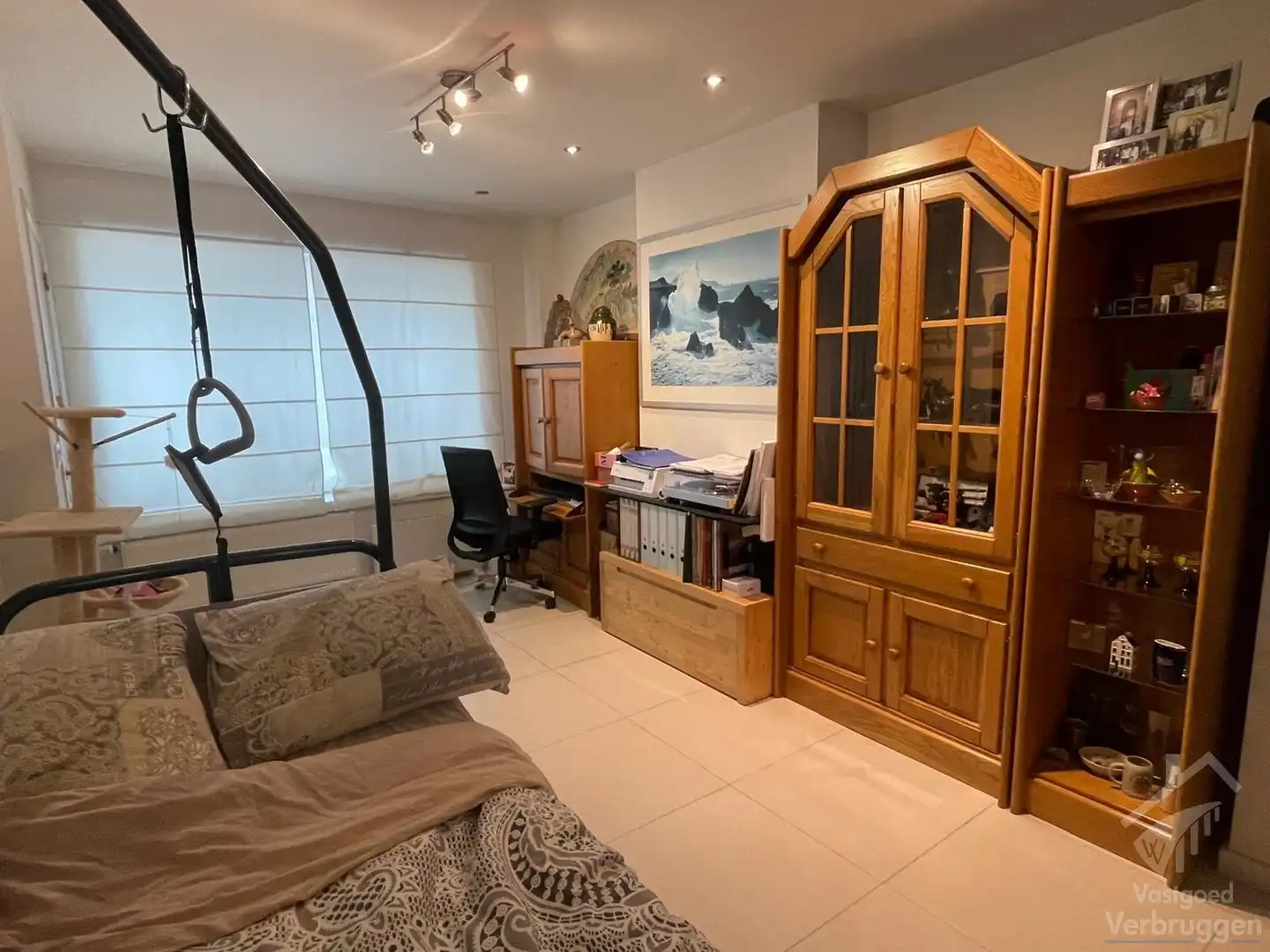 Gerenoveerde woning met garage op lijfrente foto 4