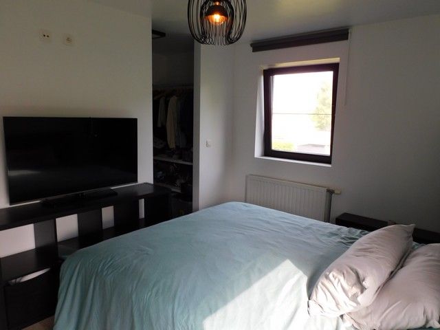 Gezinswoning met 3 slaapkamers en grote tuin foto 13