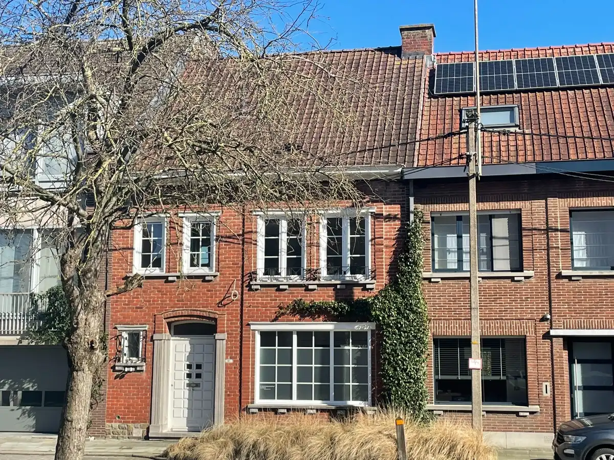 Hoofdfoto van de publicatie: HANDELS-of EENGEZINS)WONING + tuin