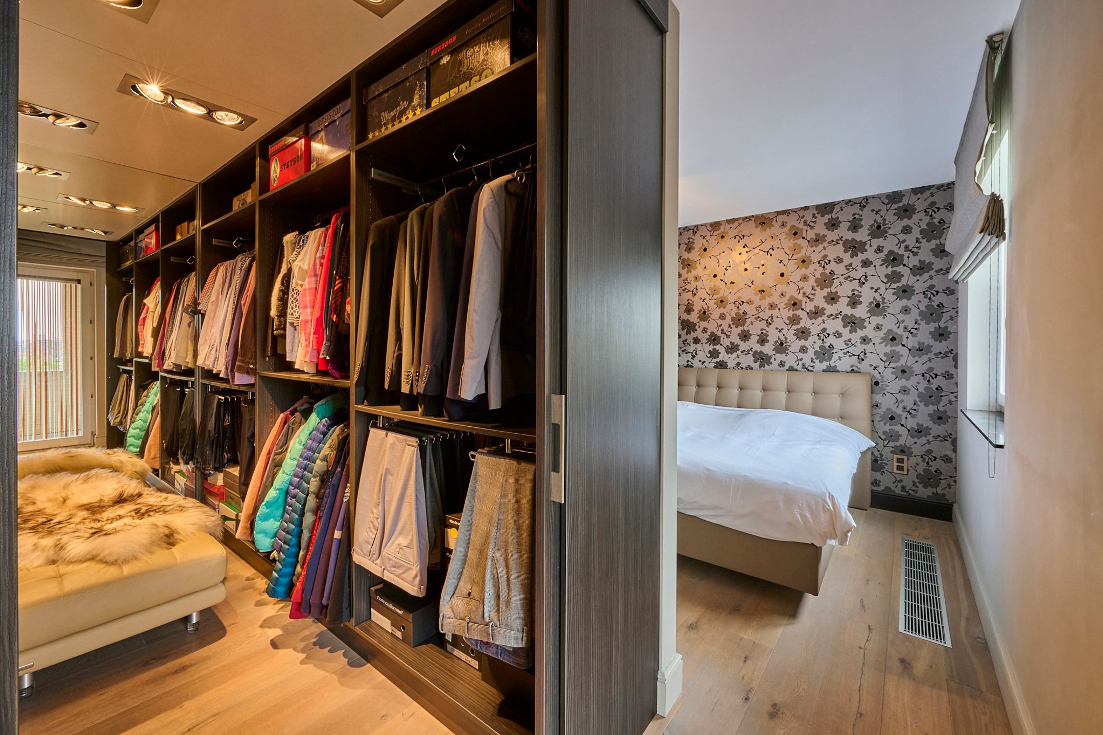 Luxueus afgewerkt penthouse + 2 terrassen + parking foto 13