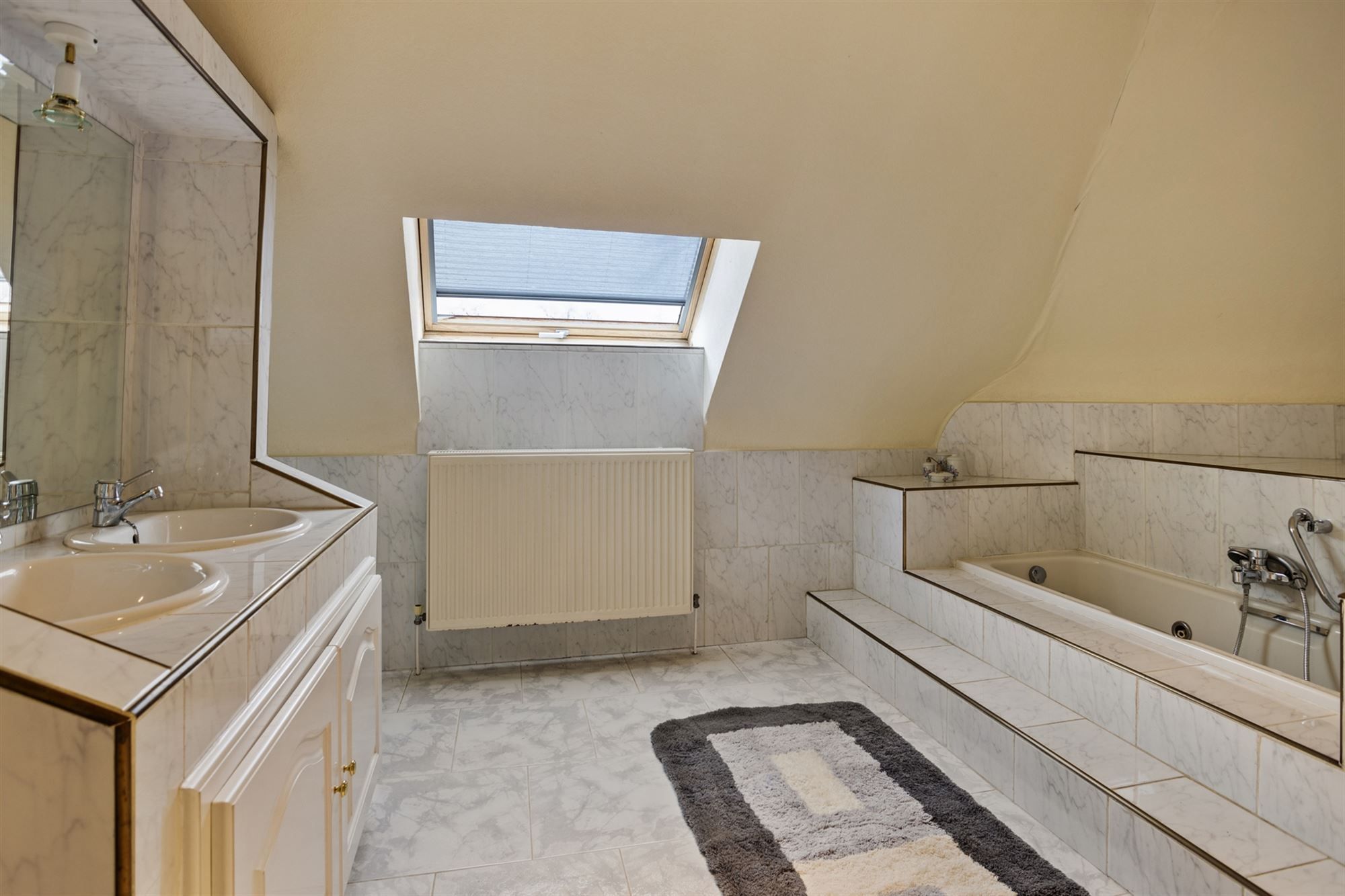 Karaktervolle villa met  4 slaapkamers  foto 35