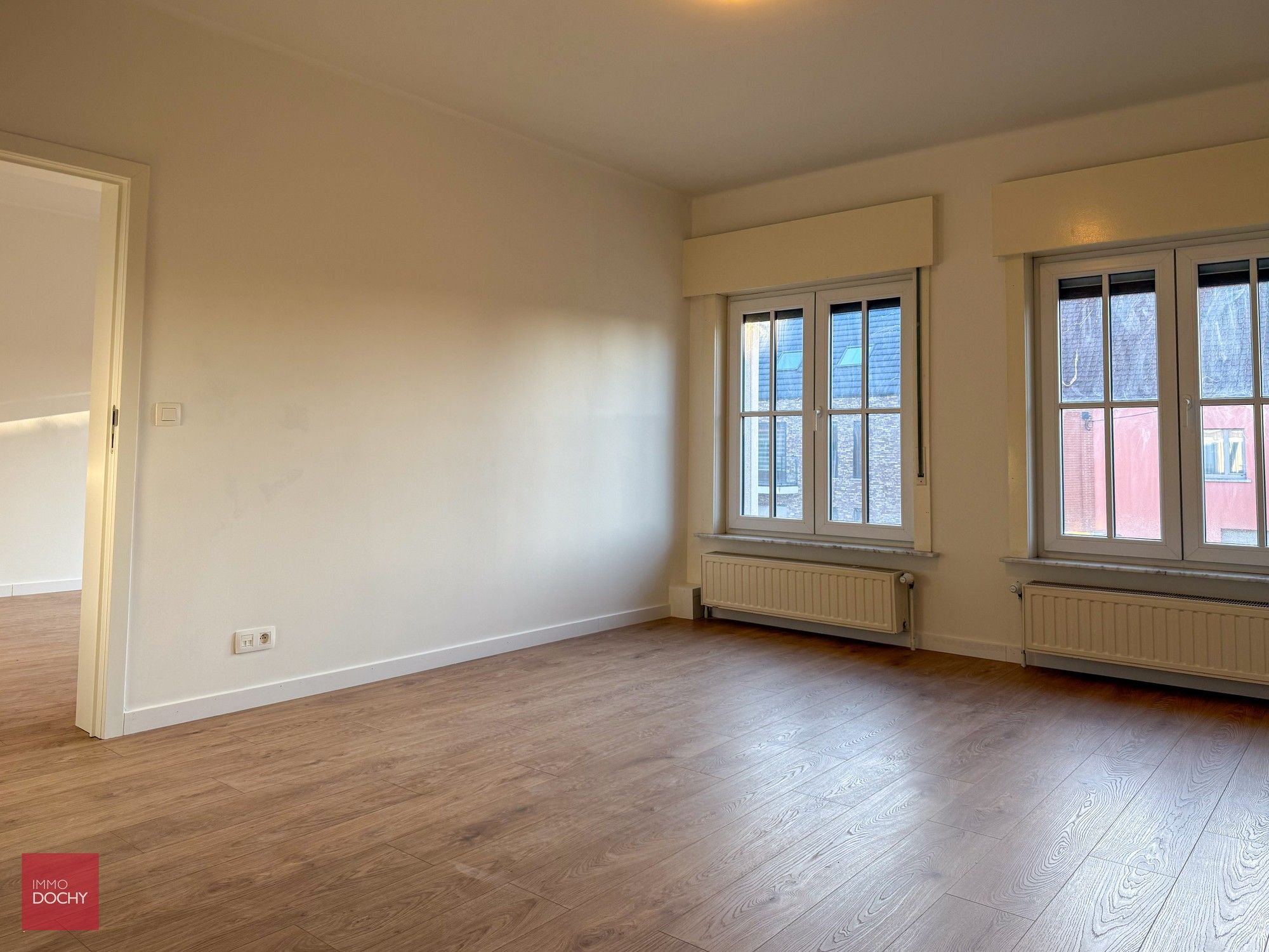 Volledig vernieuwde BURGERWONING met alle modern comfort | Kortrijkseweg 317 foto 14