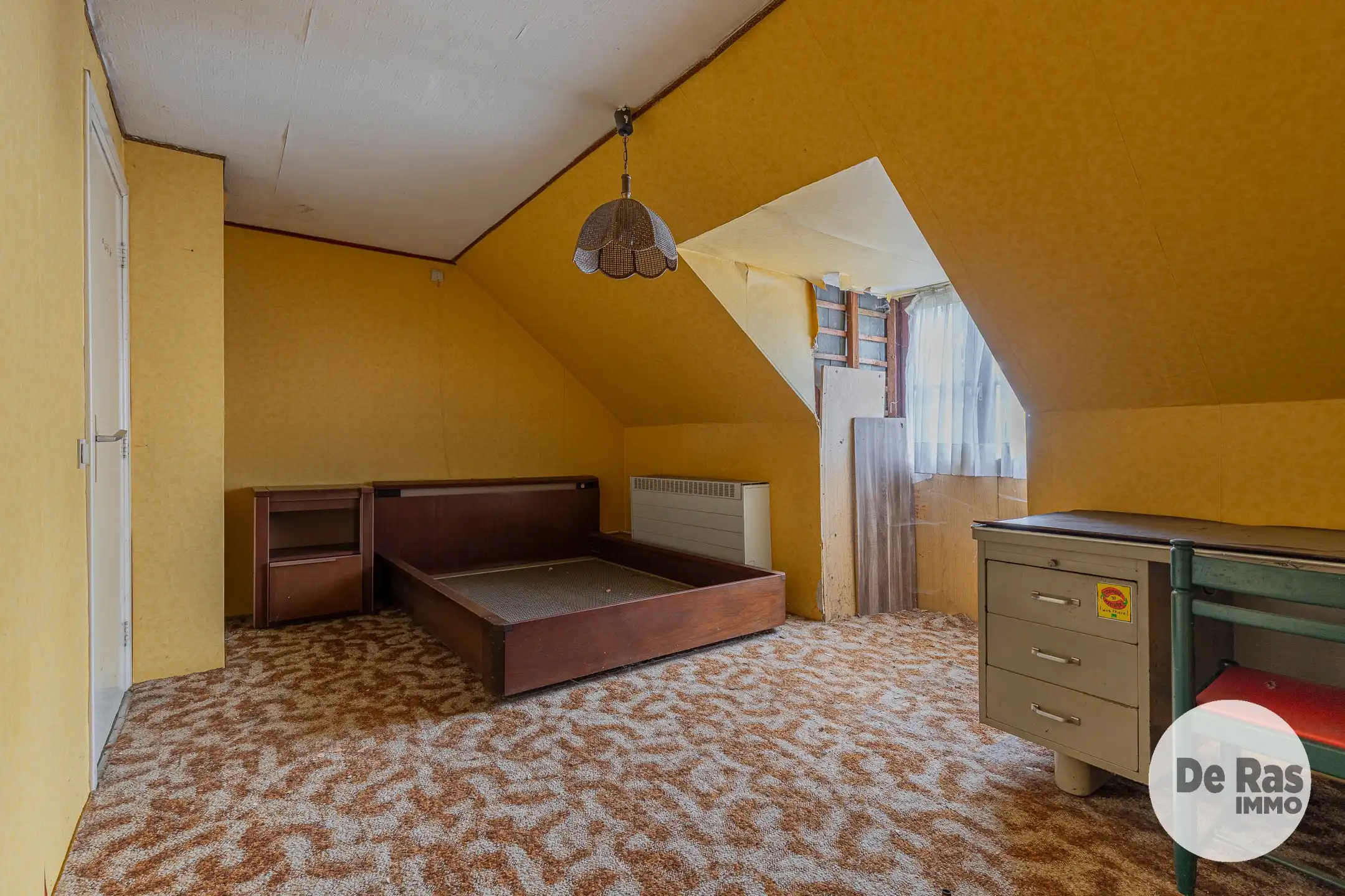 WICHELEN - Te renoveren landbouwwoning met weide en serre foto 16