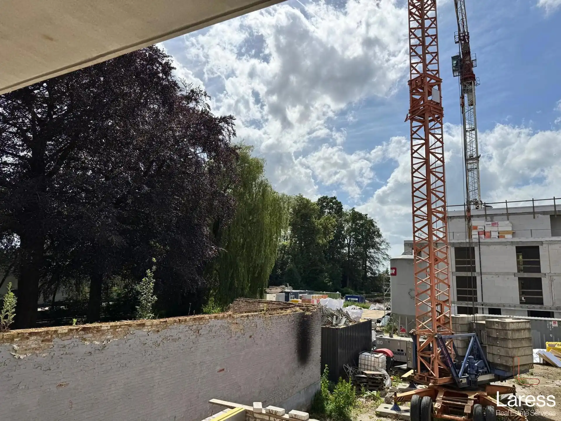 Appartement te koop foto {{pictureIndex}}