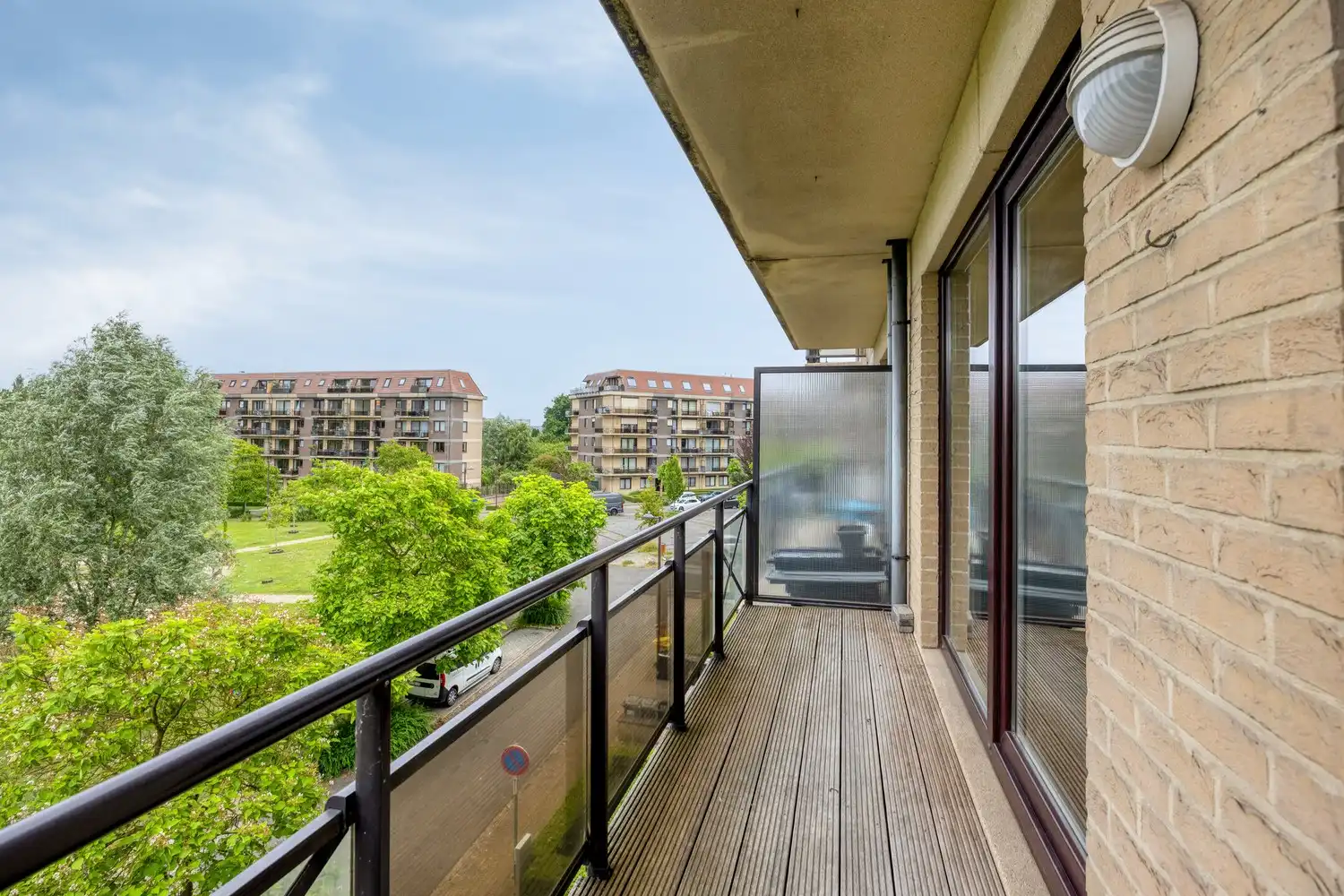Ruim en lichtrijk appartement met twee terrassen en uitzicht op het Vijverpark aan de rand van Anderlecht 🌿 foto 14