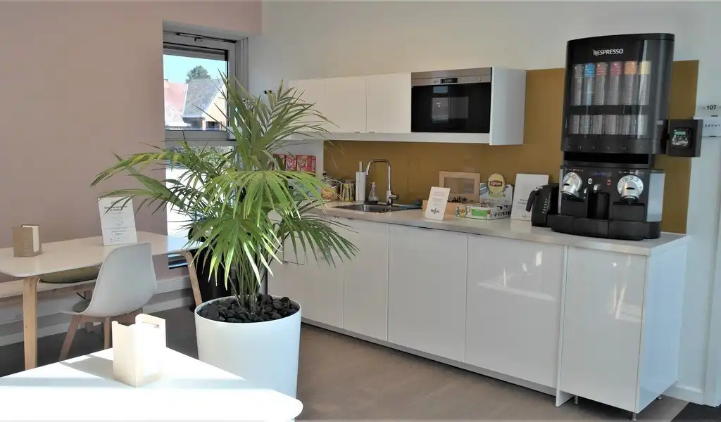 Full-service gemeubelde kantoren vlakbij E40 in Aalst foto 14