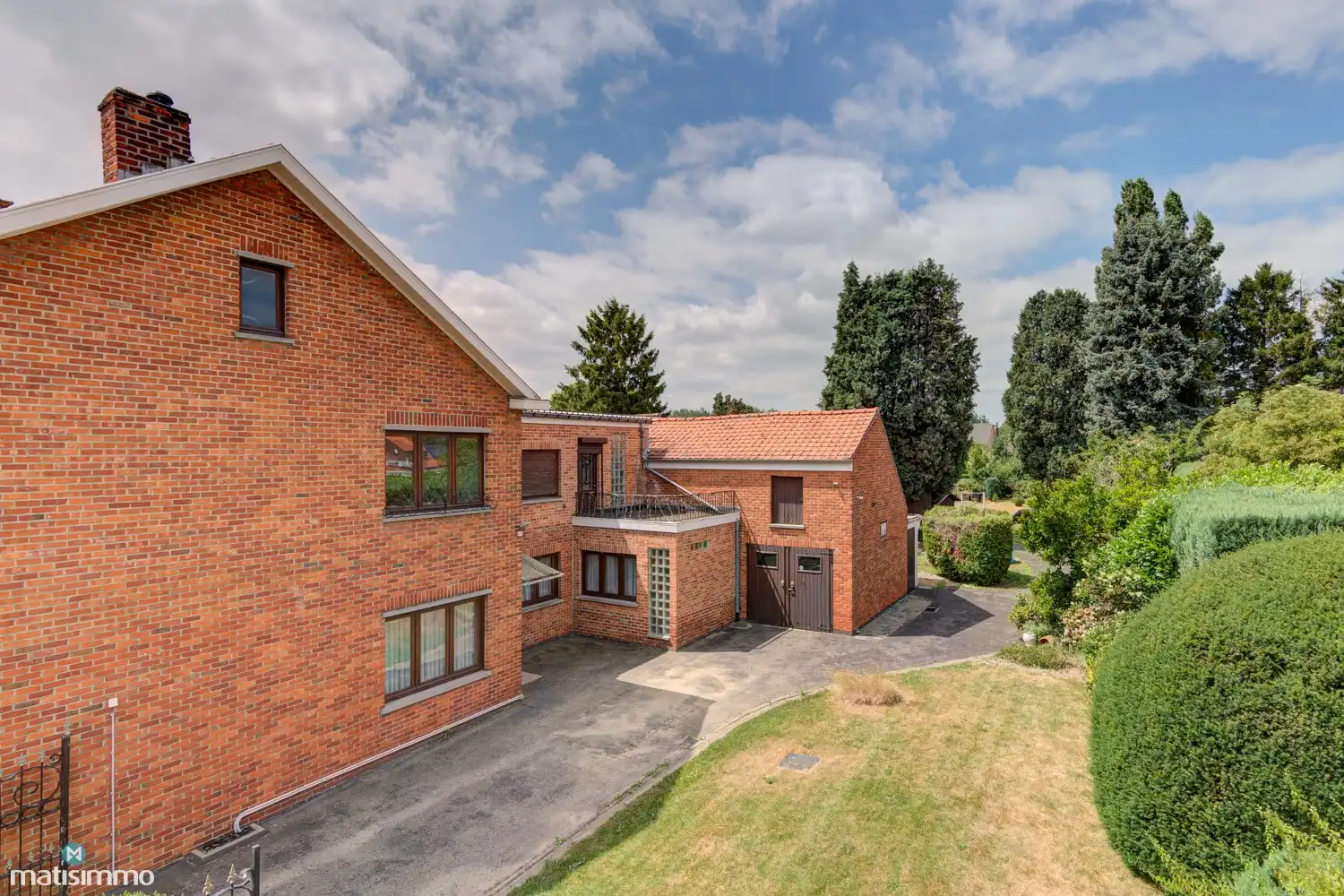 RUIME GEZINSWONING MET 3 SLAAPKAMERS EN EEN RIANTE TUIN OP EEN PERCEEL VAN 1.411 M² NABIJ HET CENTRUM VAN TONGEREN foto 34