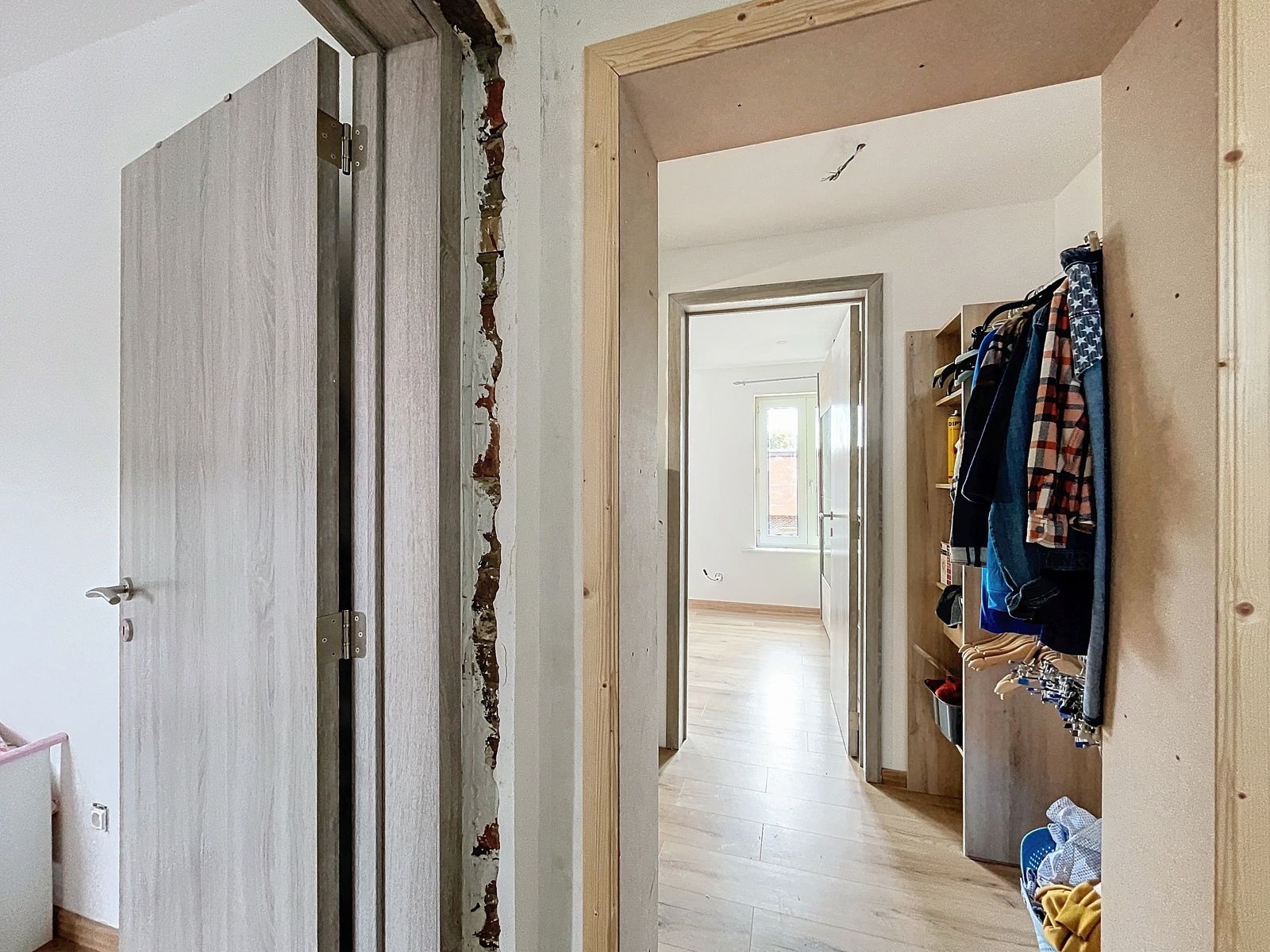 DEELS TE RENOVEREN WONING IN LANDEN foto 18