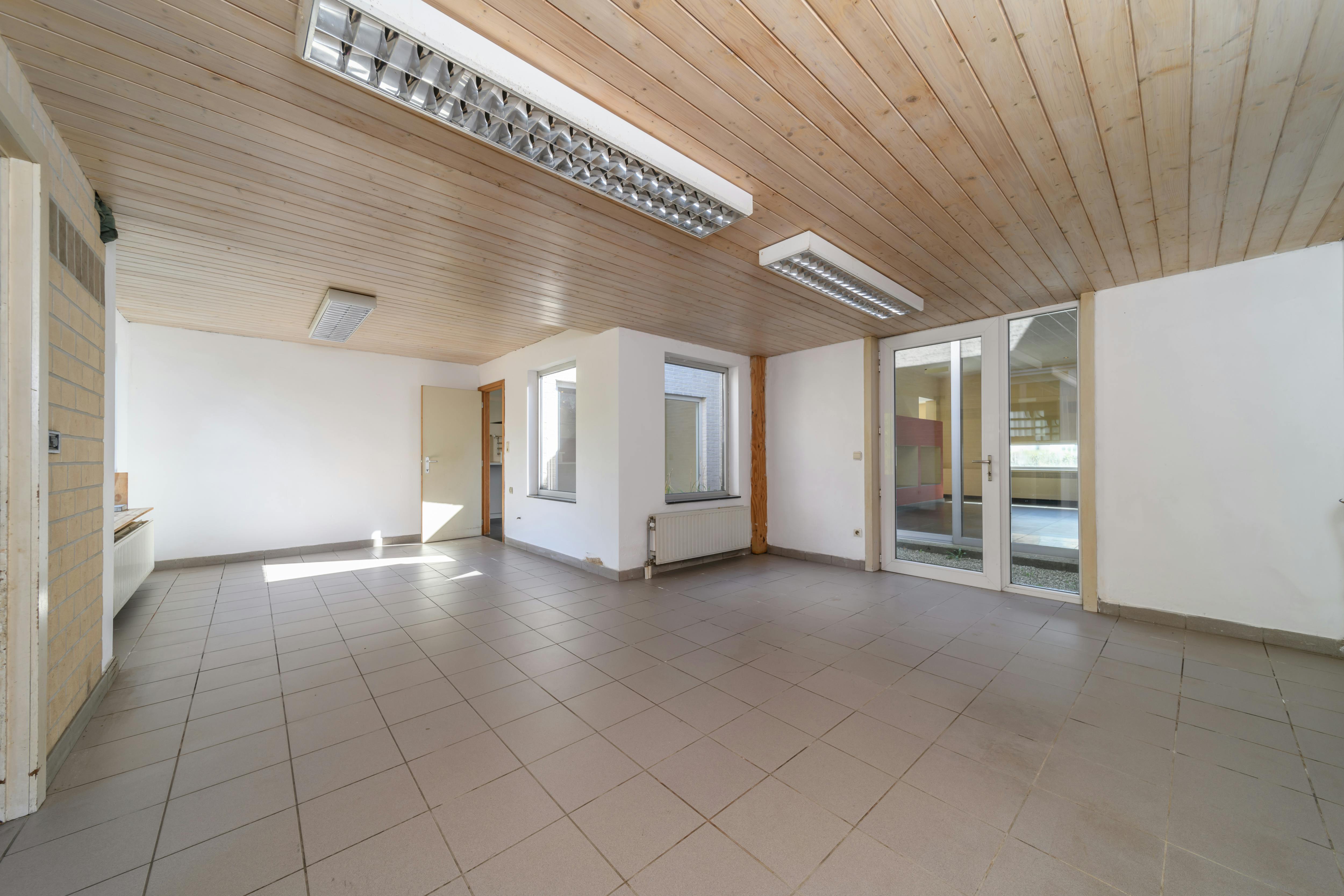 Ruime woning met 3 slaapkamers te Reninge. foto 18