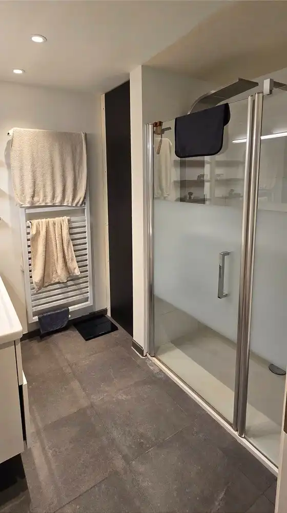 Fijn en licht appartement met garagebox en staanplaats en prachtige tuin op uitstekende ligging te Kapellen foto 12