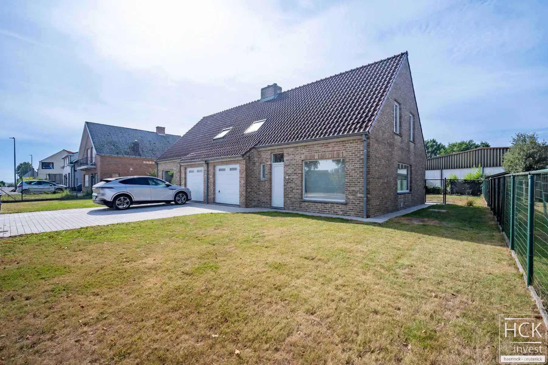 KRUISHOUTEM - Instapklare woning met 3 SLPK, garage én zonnige tuin foto 2