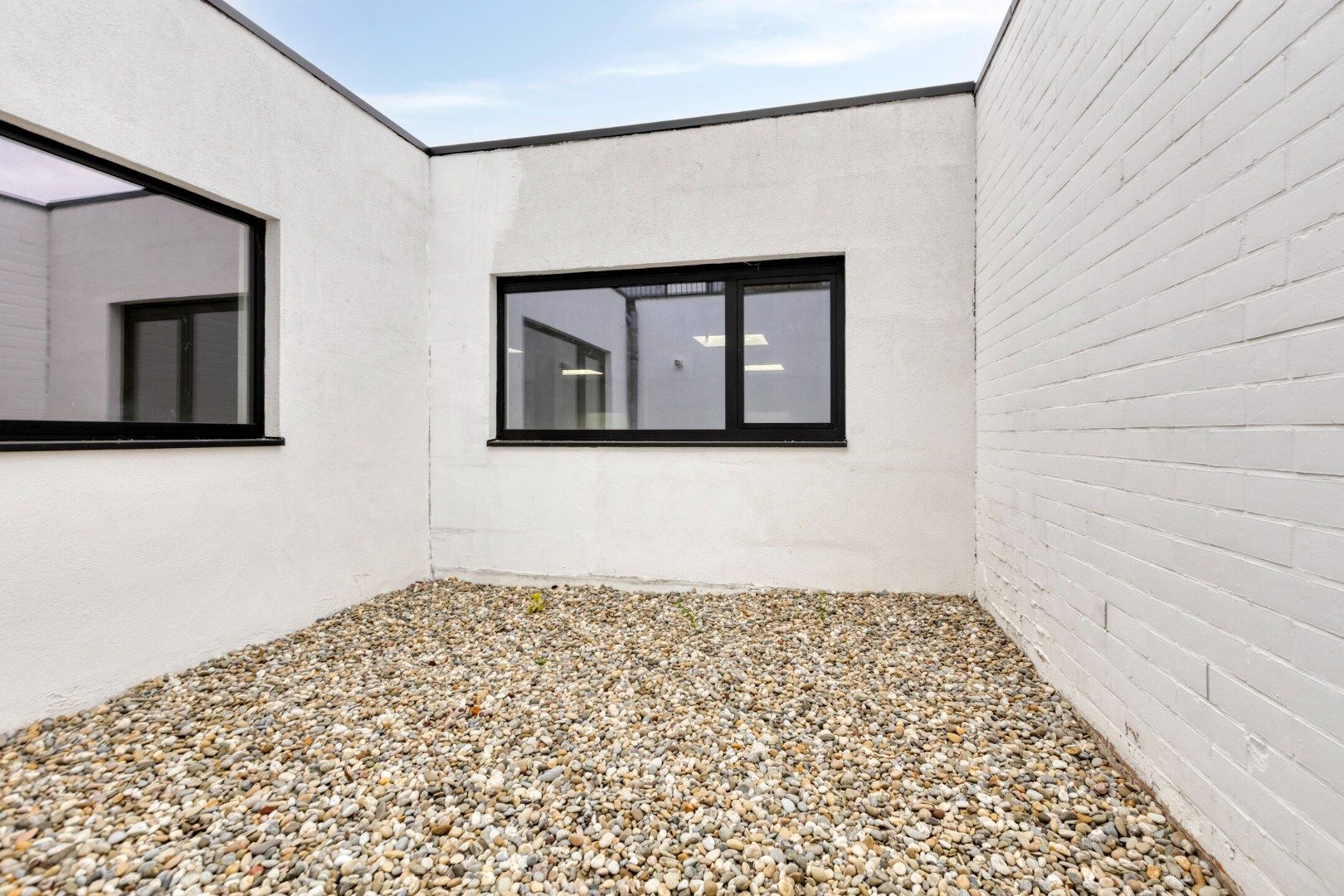 Ruime handelspand van 243 m² centraal gelegen in Mol centrum !  foto 19